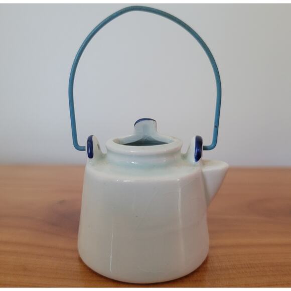 Vintage Delft Blue Mini Teapot | Hand-Painted Dutch Pottery Collectible - Picture 3 of 9